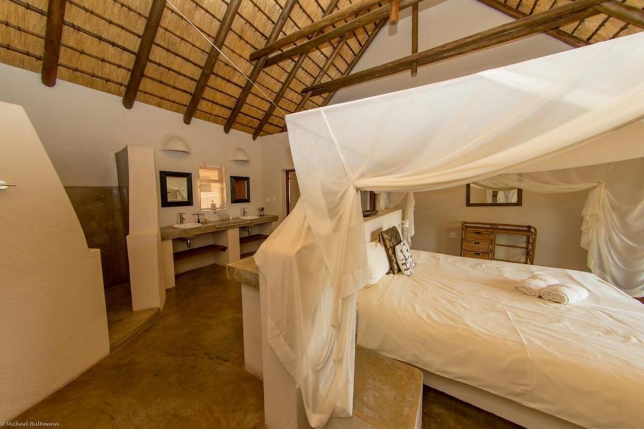 Stunning Mountain Views From A 3-Bedroom Home With Pool Hoedspruit Exterior photo